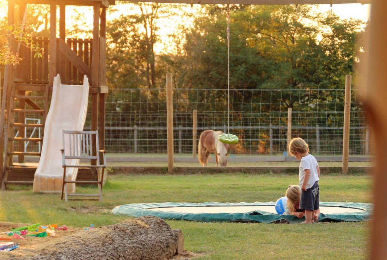 Domaine Ramonjavel, Glamping & Alpaca'S Panzió Fongrave Kültér fotó