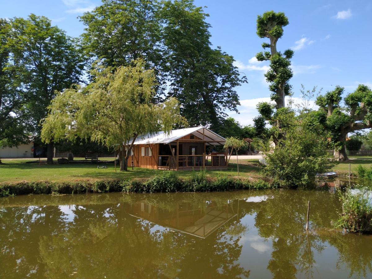 Domaine Ramonjavel, Glamping & Alpaca'S Panzió Fongrave Kültér fotó